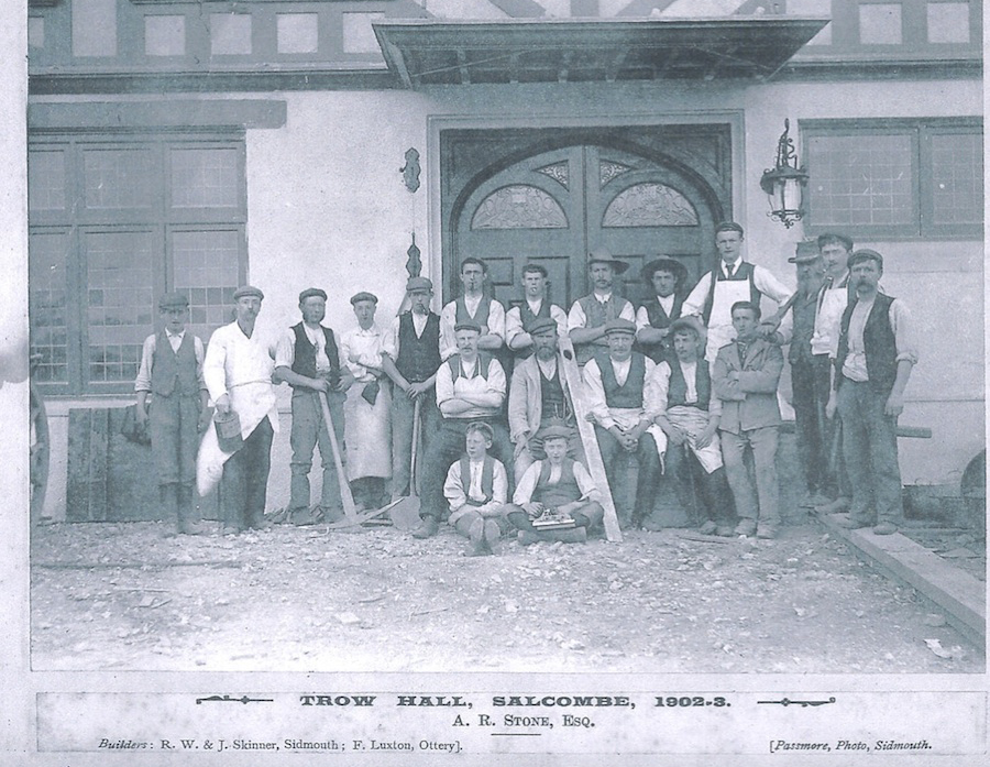 Photo of builders at Trow Hall 1902/3
