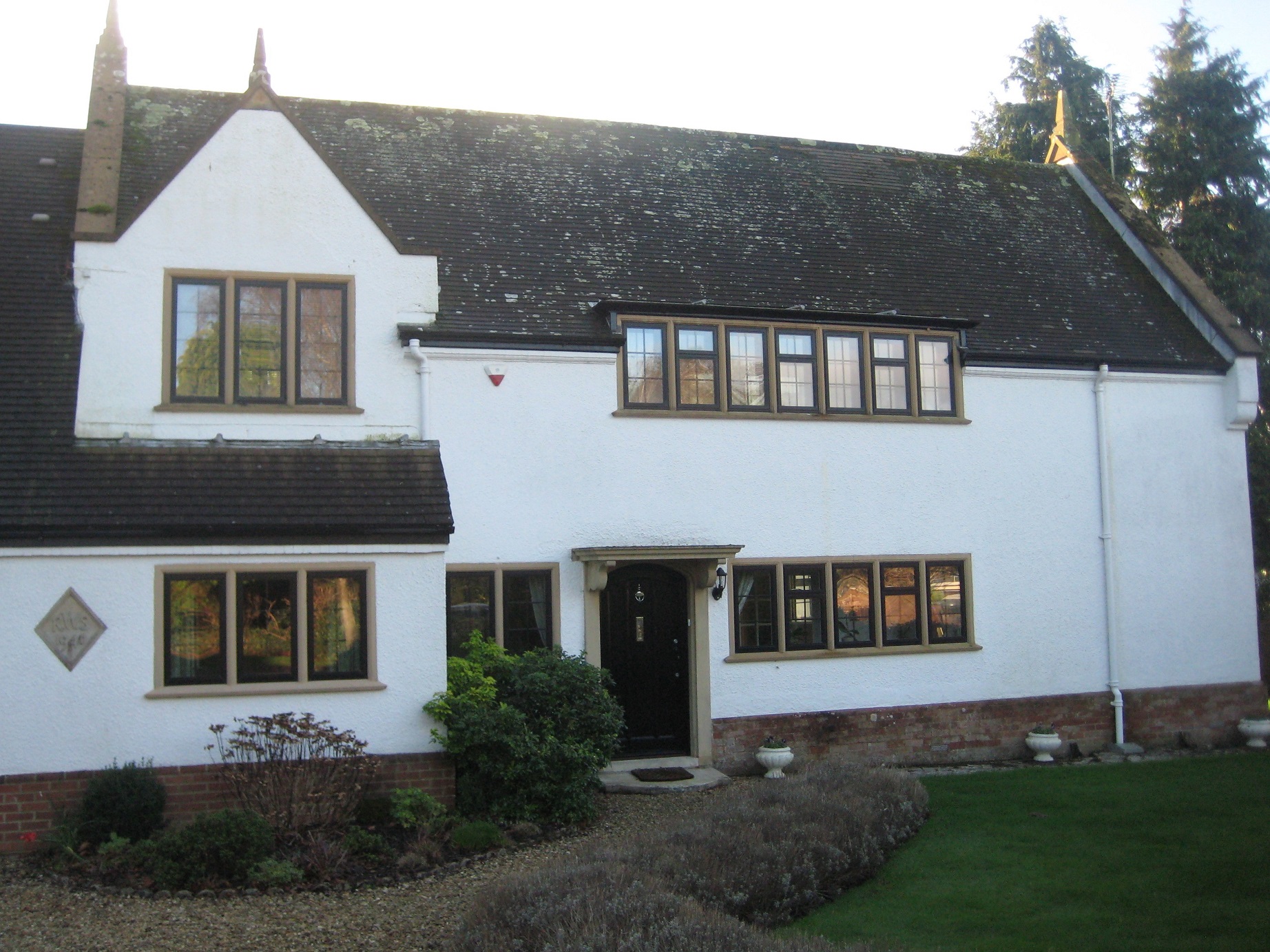 The Cotswold House